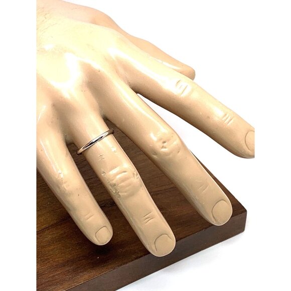 Men's Wedding Band Sterling Silver .925 Thin Plain 1.95mm Wide Ring Size 10 - Picture 5 of 14